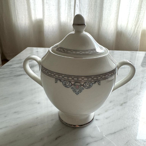 (새제품)영국 웨지우드Wedgwood 본차이나 슈가볼 이미지