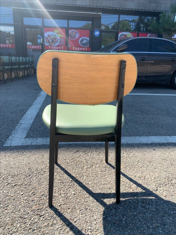 식당 카페의자 60개 이미지