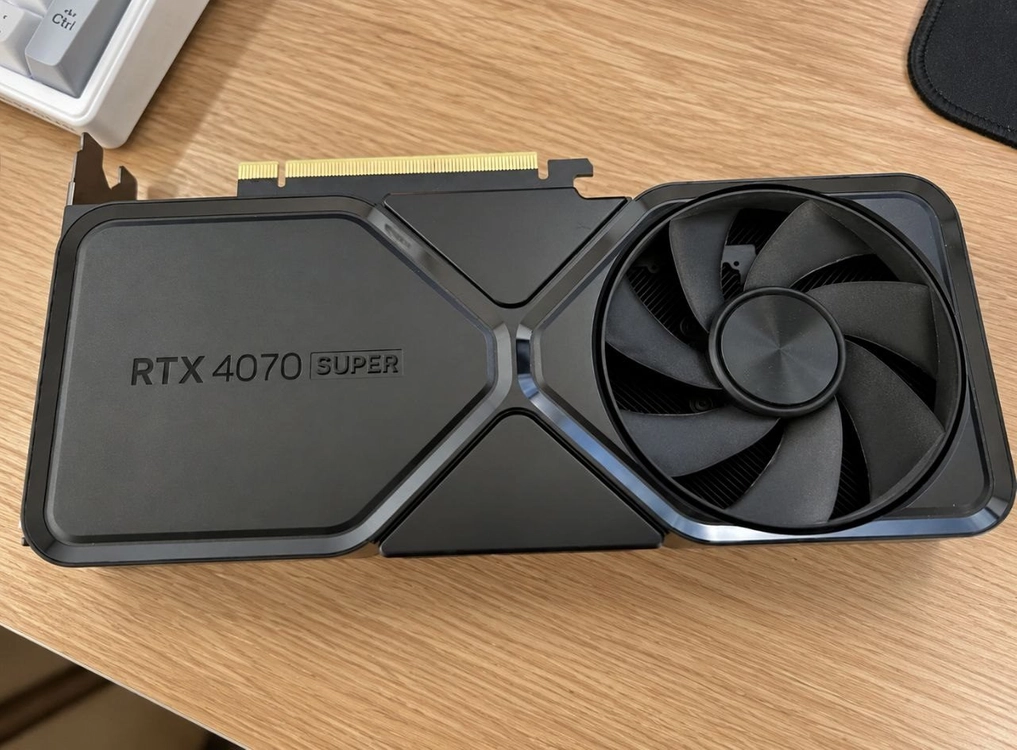 RTX 4070 SUPER FE (founders edition) 판매 - 안심되는 중고거래