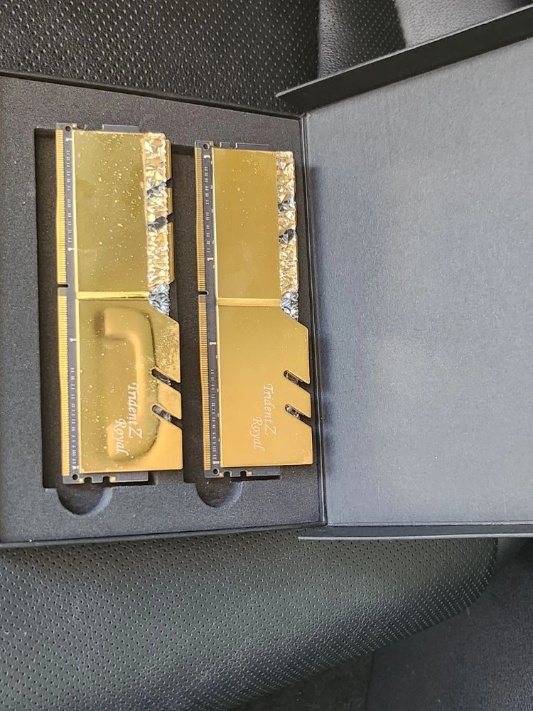 지스킬 로얄 G.Skill DDR4 3600 16GB 2, 총 32GB 이미지
