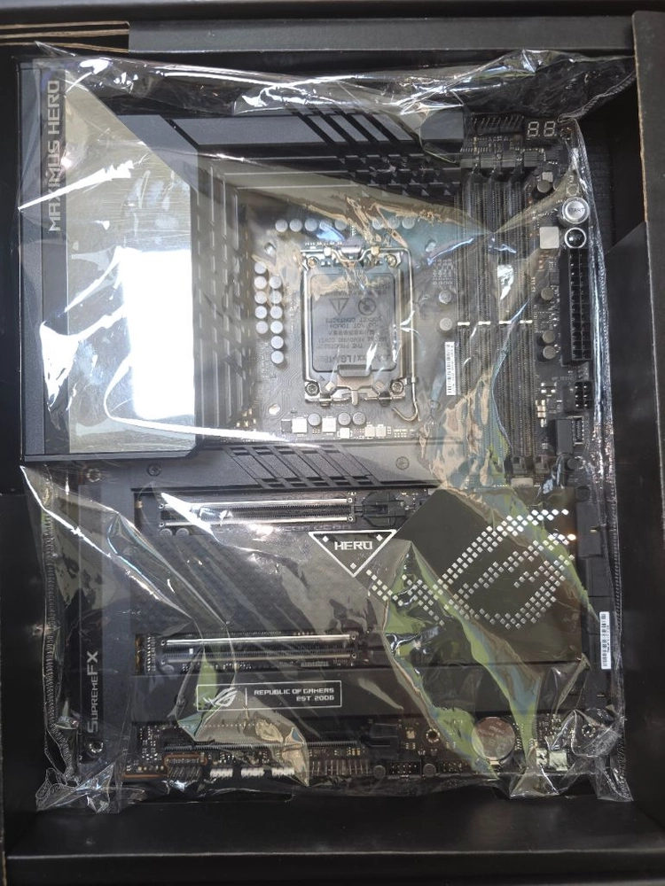 ASUS ROG MAXIMUS Z690 HERO 판매합니다 이미지