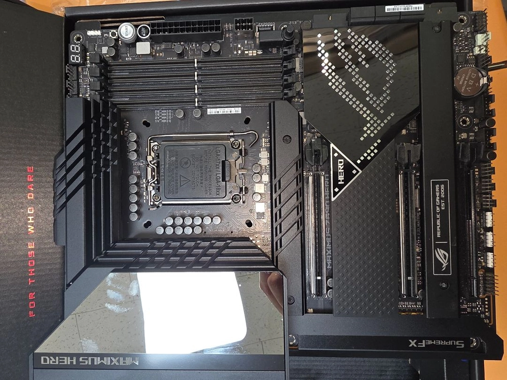 ASUS ROG MAXIMUS Z690 HERO 판매합니다 이미지