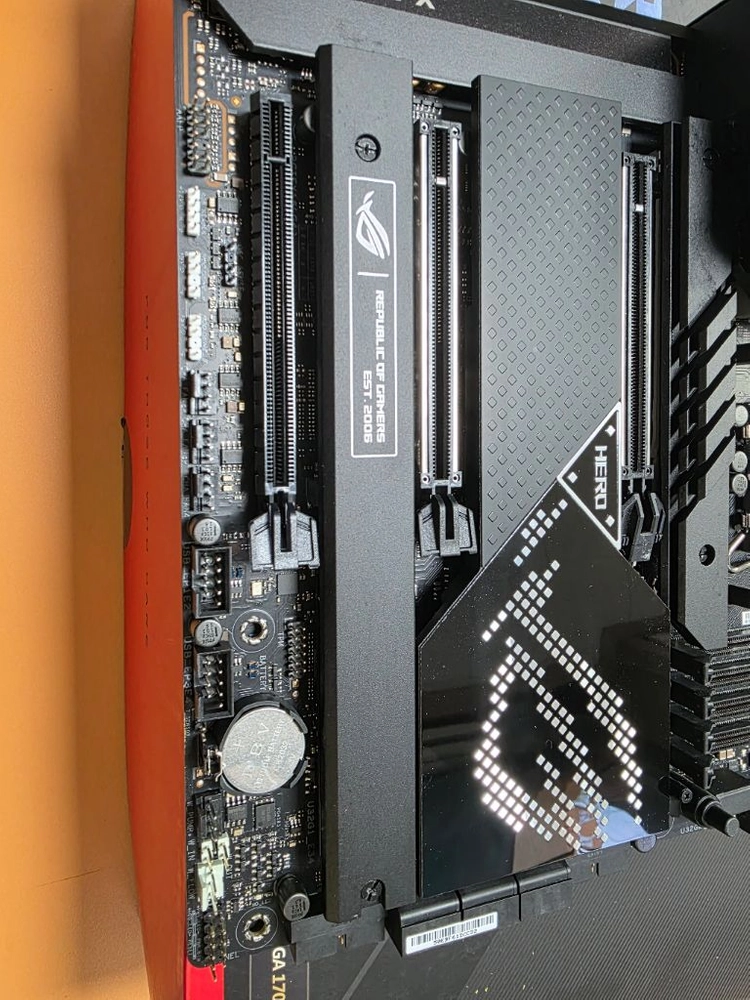 ASUS ROG MAXIMUS Z690 HERO 판매합니다 이미지