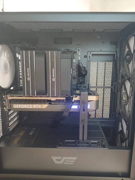 9800x3d+5080+32gb+2tb 고사양 완본체 팝니다 - 안심되는 중고거래