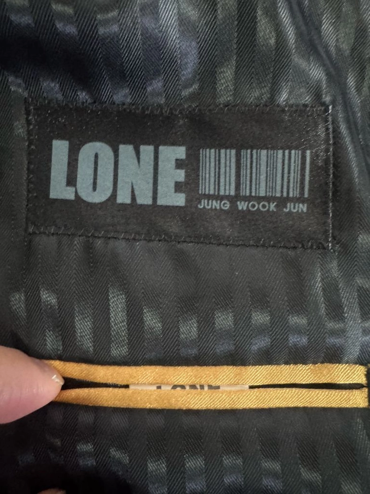 정품!! 론 Lone 정욱준 원 버튼 미니멀 블레이저 수트 자켓 블랙 준지 이미지