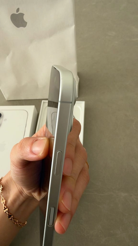 아이폰 17화이트 256gb 상태최상 이미지