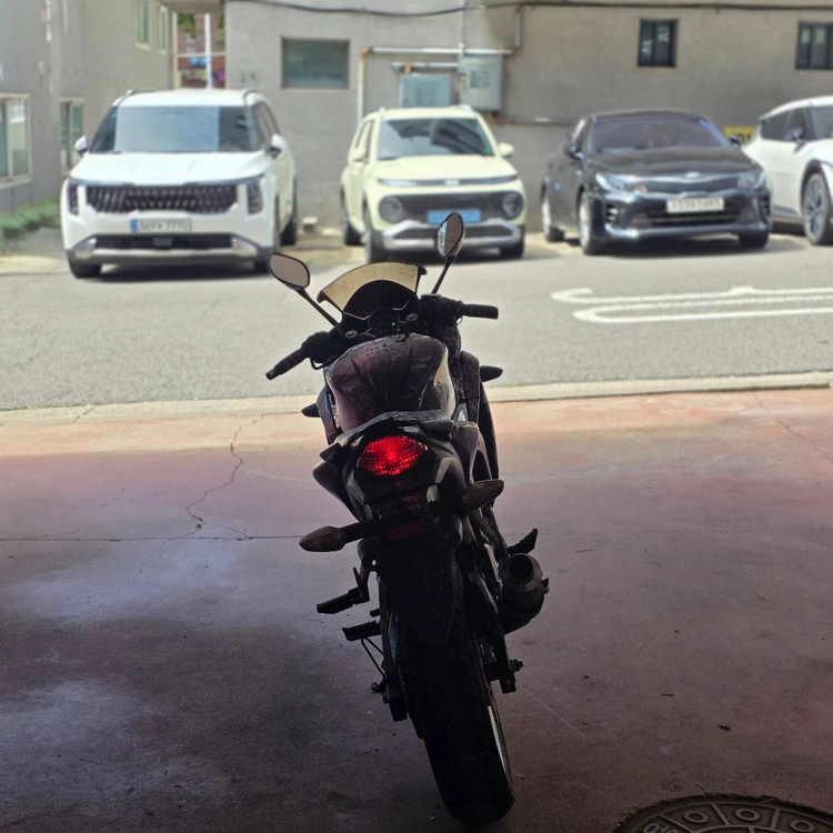 12_11년식 cbr250r 판매합니다 이미지