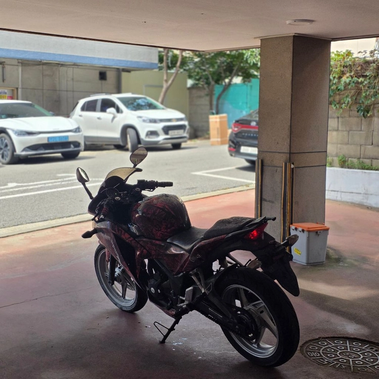 12_11년식 cbr250r 판매합니다 이미지