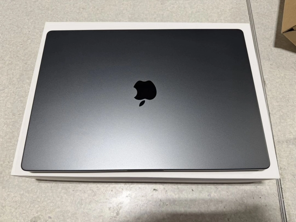 맥북프로 m4 16인치 24GB 512GB - 안심되는 중고거래