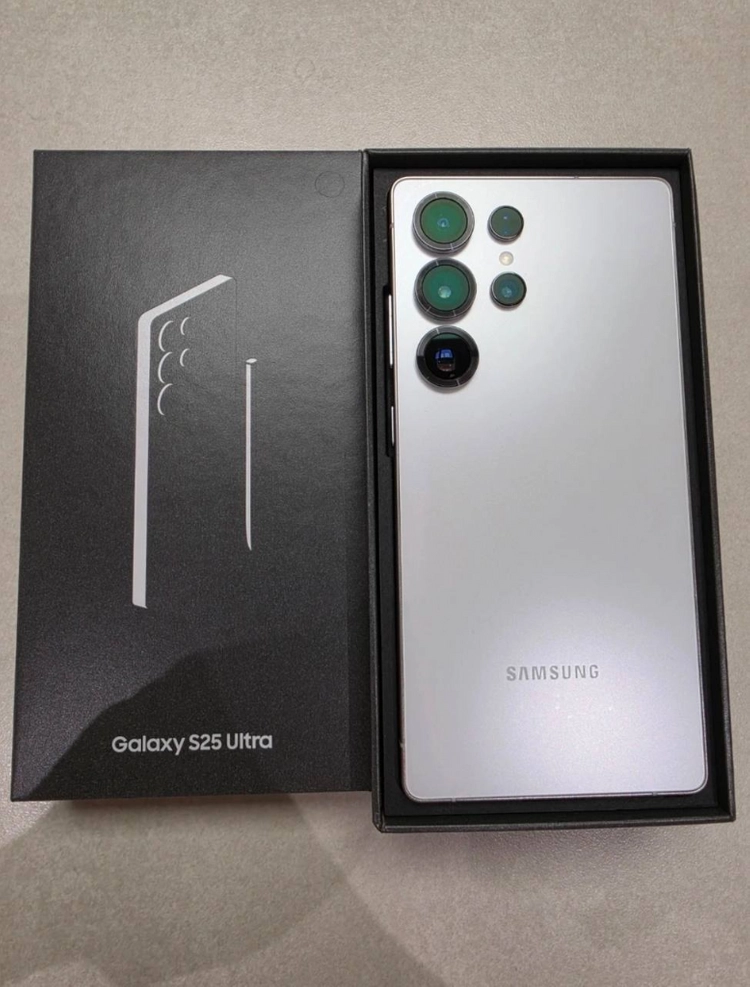 삼케플양도O) 갤럭시 S25 울트라 512gb 화이트 - 안심되는 중고거래