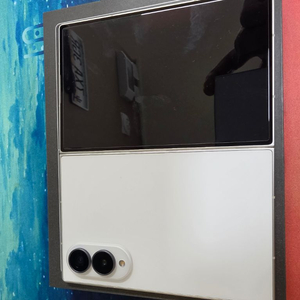 갤럭시 Z폴드8 256GB S급 유심기변 이미지