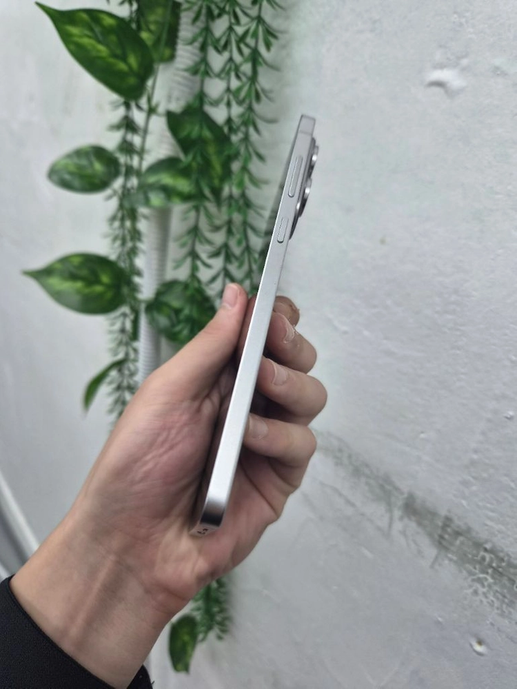 갤럭시S25엣디 256GB 실버쉐도우 이미지