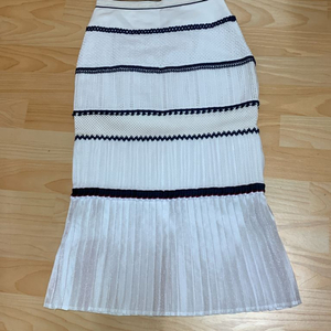 페이우 레이스 치마 이미지