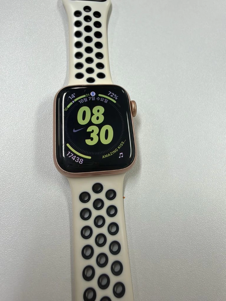 애플워치 se 40mm 로즈골드 - 안심되는 중고거래