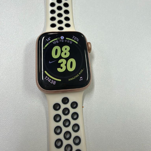 애플워치 se 40mm 로즈골드 이미지