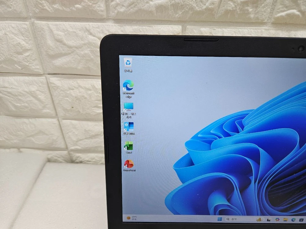 LG 15.6인치 노트북 i5-8250u 입니다 이미지