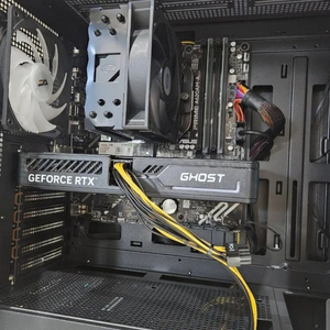 지포스 RTX 5060 Ti 데스크톱 PC 이미지