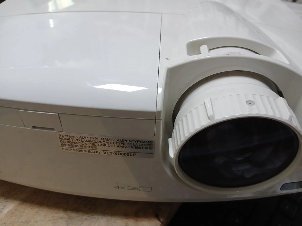 5천안시fhd wd620U 프로젝터 이미지