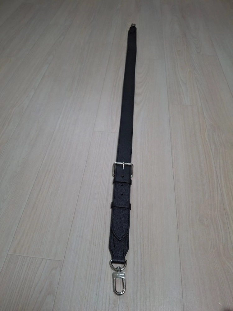 (정품) 루이비통 타이가 브리프케이스가죽 스트랩 이미지