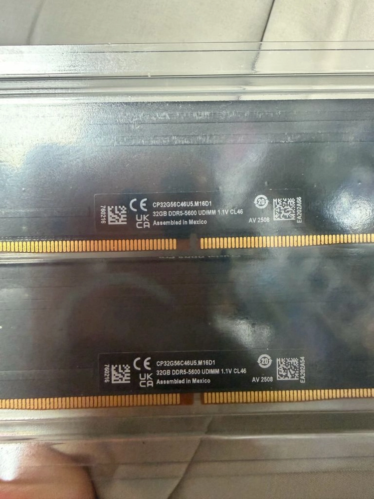 crucial DDR5 5600 cl46 32GB 메모리 2개 세트 이미지