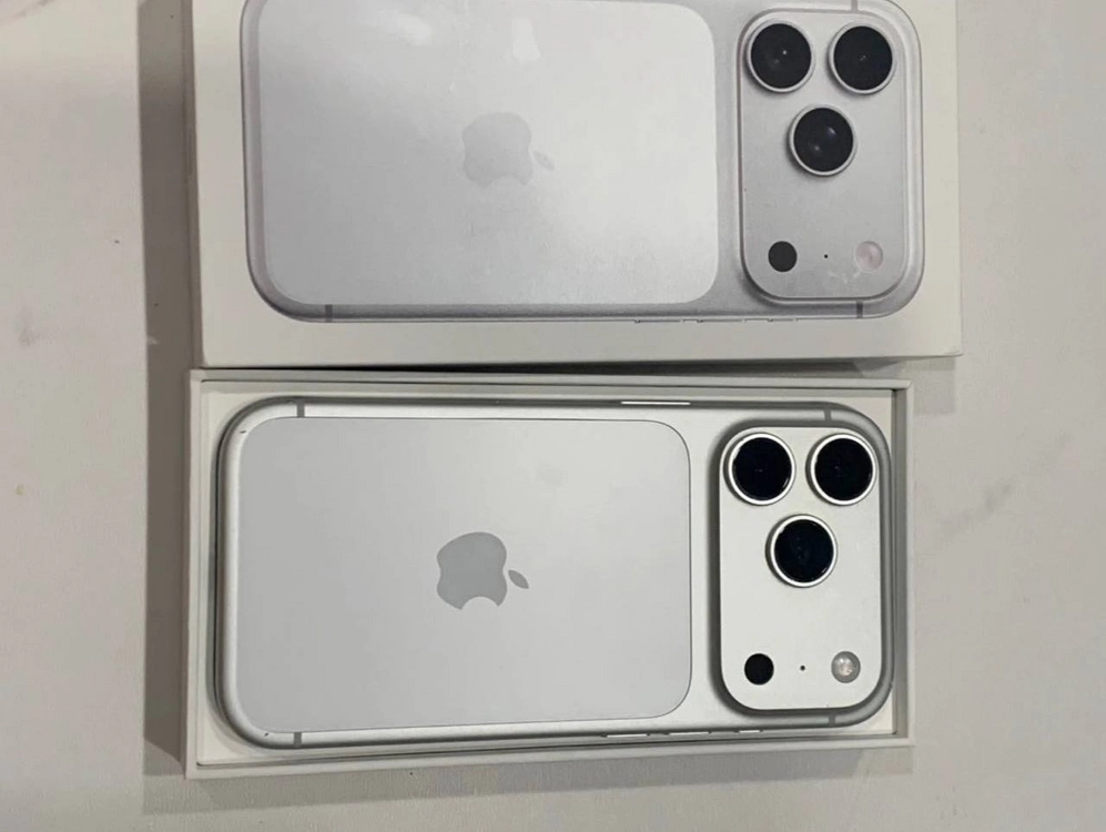 S급,자급제) 아이폰 17프로 256gb 화이트 - 안심되는 중고거래