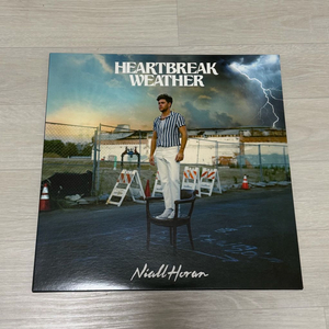 Niall Horan(나일 호란)-Heartbreak Weather(그린 바이닐) 이미지