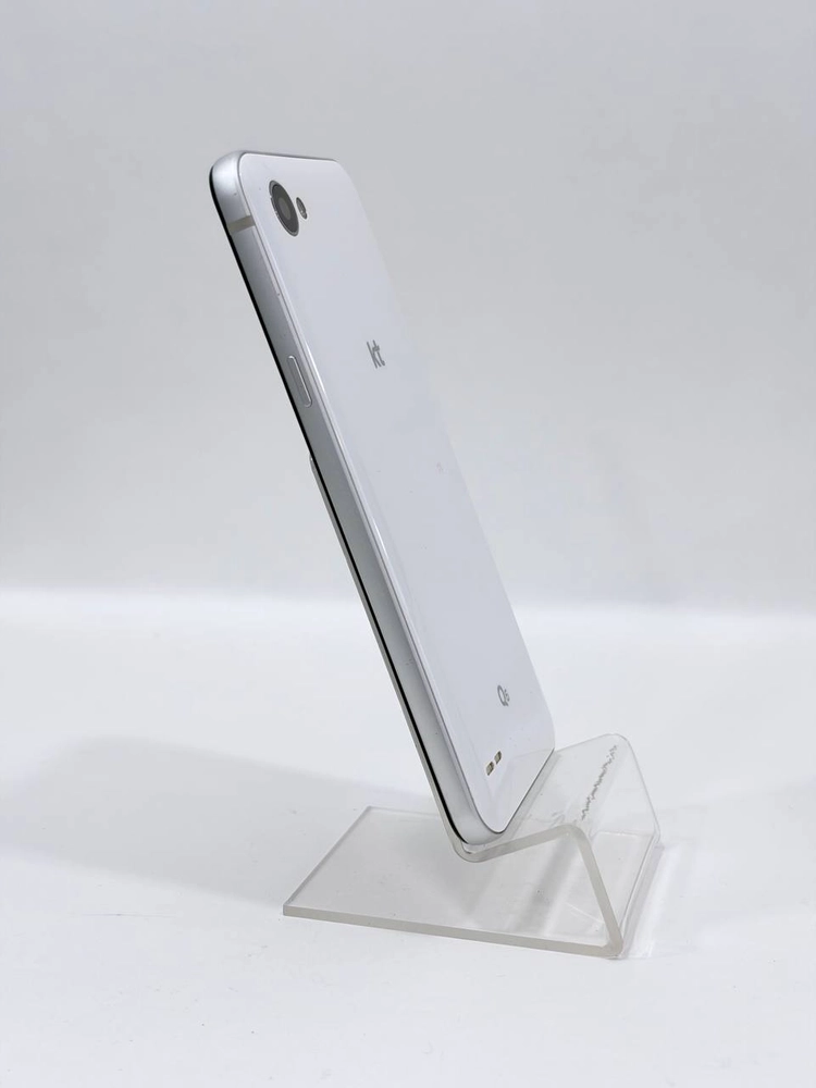 LG Q6 화이트 32GB Y2460 이미지