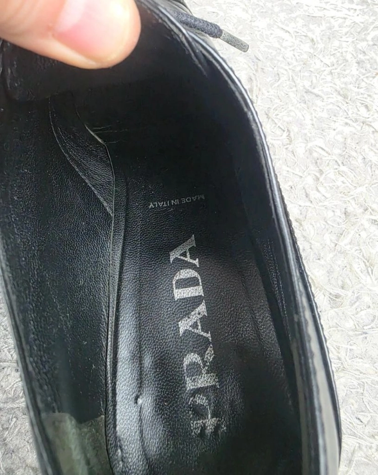 [정품] 프라다(PRADA) 여성 블랙 스트레이트 팁 구두 (사이즈 37) 이미지