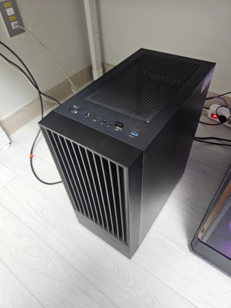 중고 게이밍 데스크탑 pc 팝니다 (급처 네고 가능) 이미지