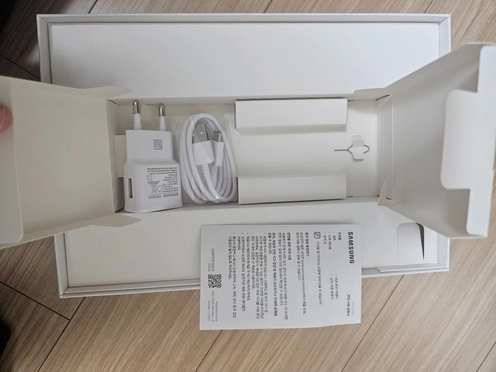 갤럭시 탭 a8 와이파이 64기가 이미지