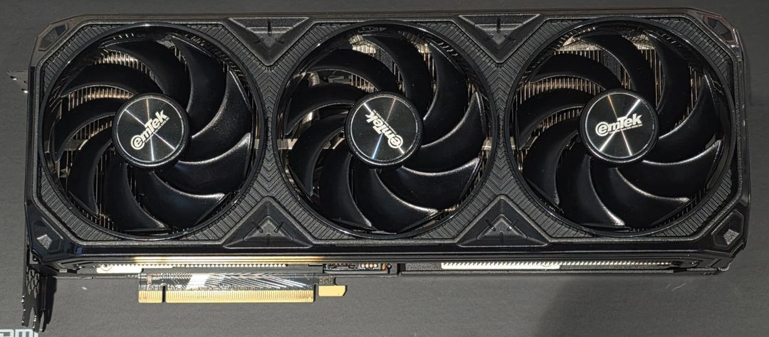 RTX 4070TI Super 16gb AI 가성비 GPU 이미지