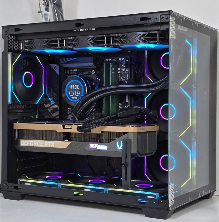 (새제품 반본체 수랭 블랙) 9800X3D, 32GB, 1000W, 수랭쿨러, 방송게이밍컴퓨터본체 이미지