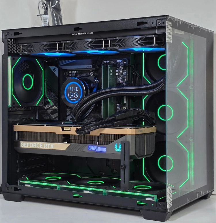 (새제품 반본체 수랭 블랙) 9800X3D, 32GB, 1000W, 수랭쿨러, 방송게이밍컴퓨터본체 이미지
