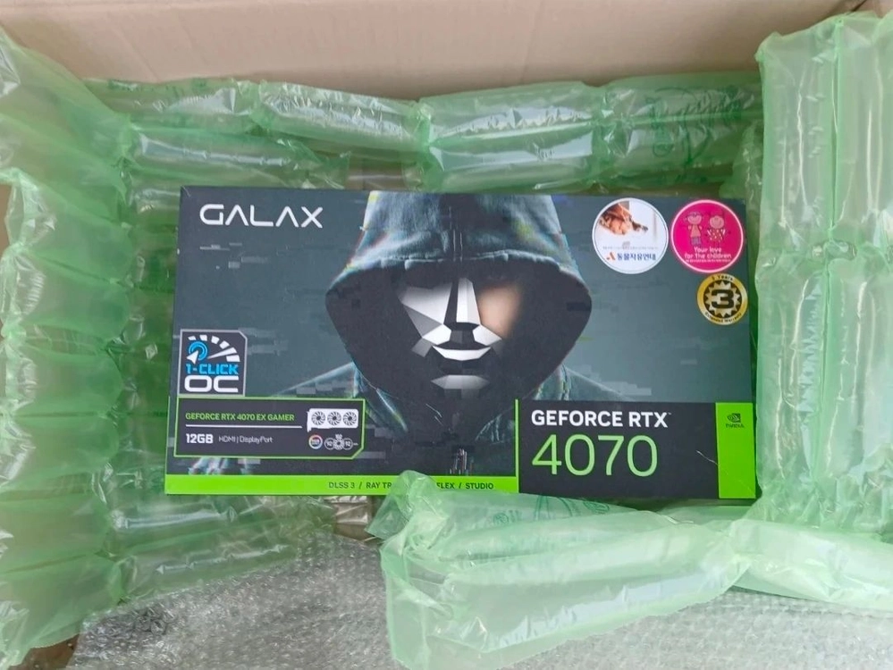 갤럭시 지포스 RTX 4070 3팬 - 안심되는 중고거래