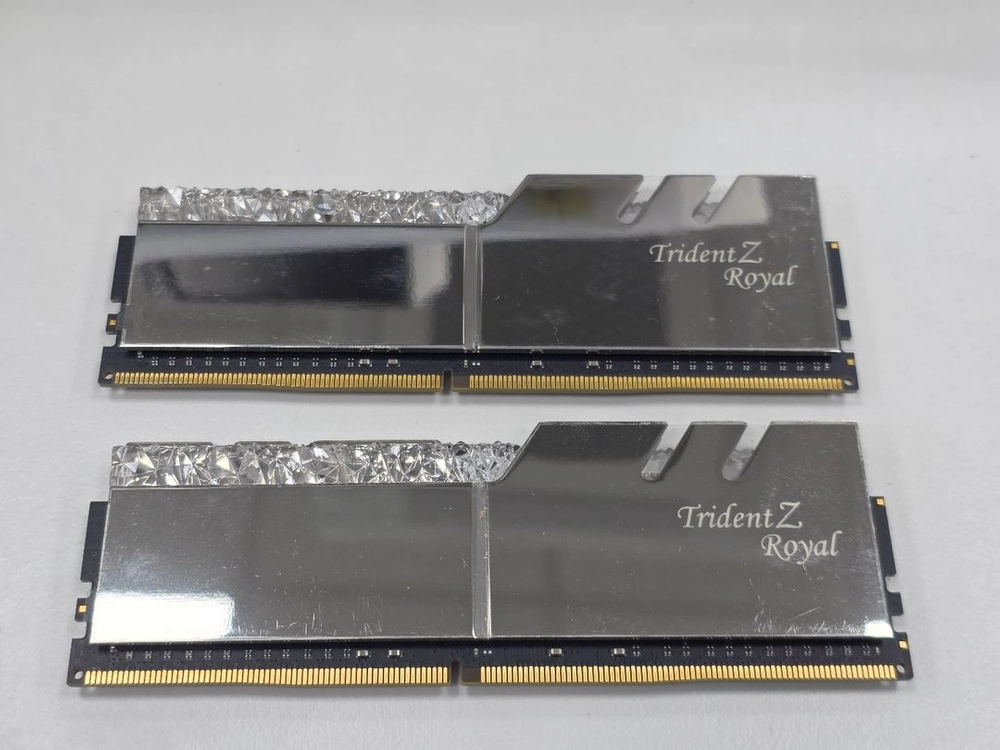 트라이던트Z DDR4 3200 64기가 CL16 (32x2)[9시간 테스트] 이미지