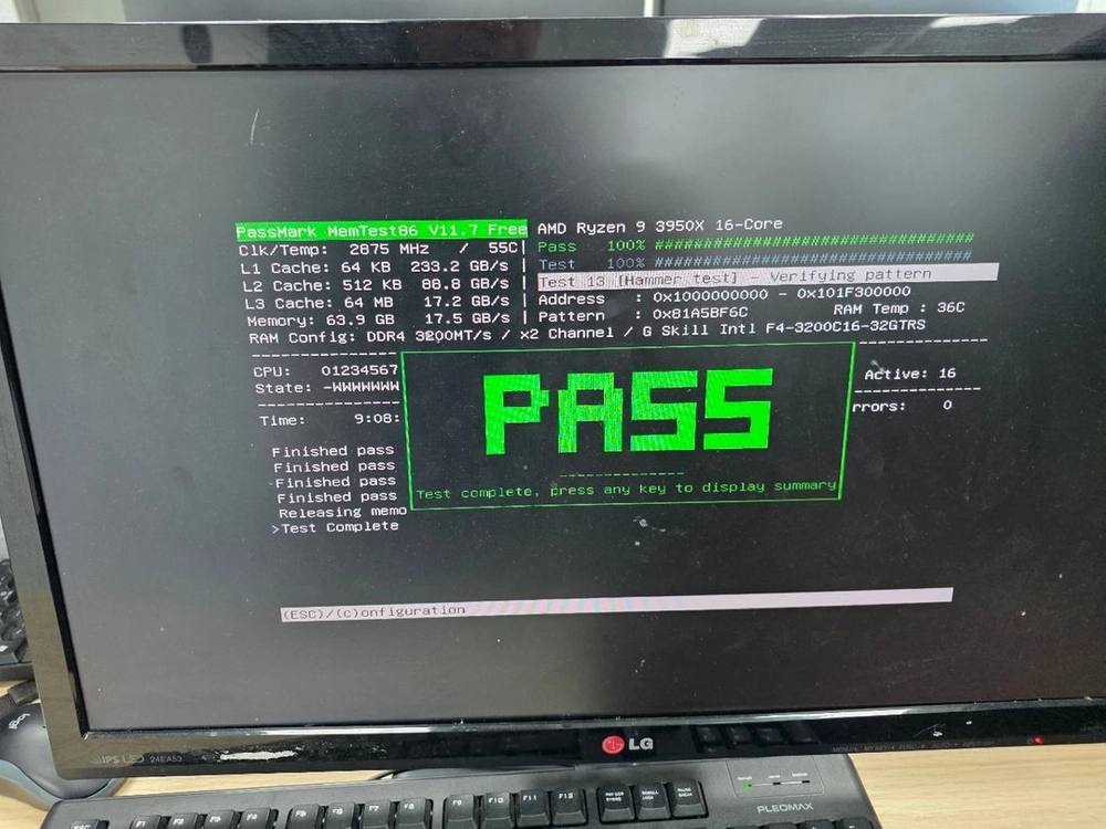 트라이던트Z DDR4 3200 64기가 CL16 (32x2)[9시간 테스트] 이미지