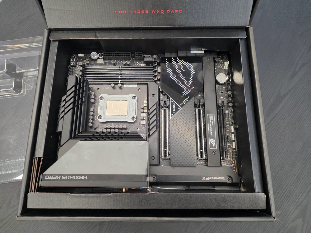 Z690 ASUS 막시무스 히어로 이미지