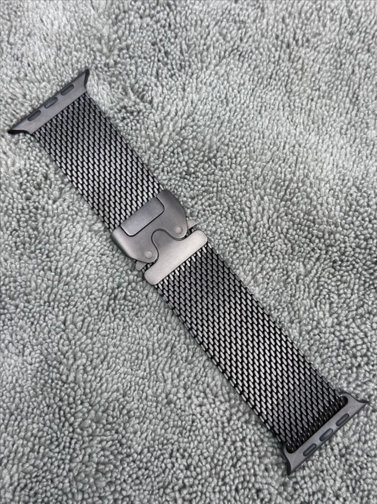 애플워치 정품 티타늄 밀레니즈루프 블랙 M 49mm 이미지