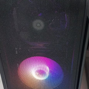 7500F 32GB RX7600 데스크탑 팝니다 이미지
