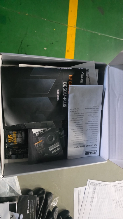 ASUS TUF GAMING B650M-PLUS + amd 라이젠5-5세대 7600x 일괄 이미지