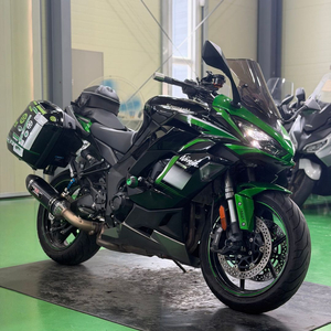 가와사키 z1000sx 21년식 요시무라 구변o 사이드박스 셋팅 판매합니다 이미지