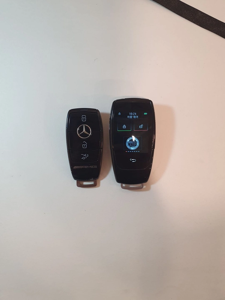 벤츠 G63 AMG 2023년식 신형 AMG 로고 디스플레이키 개조 이미지
