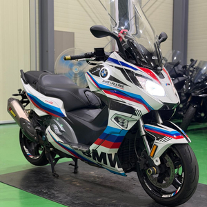 BMW c650s 17년식 아크라포빅 구변o 출퇴근 스쿠터 판매합니다 이미지
