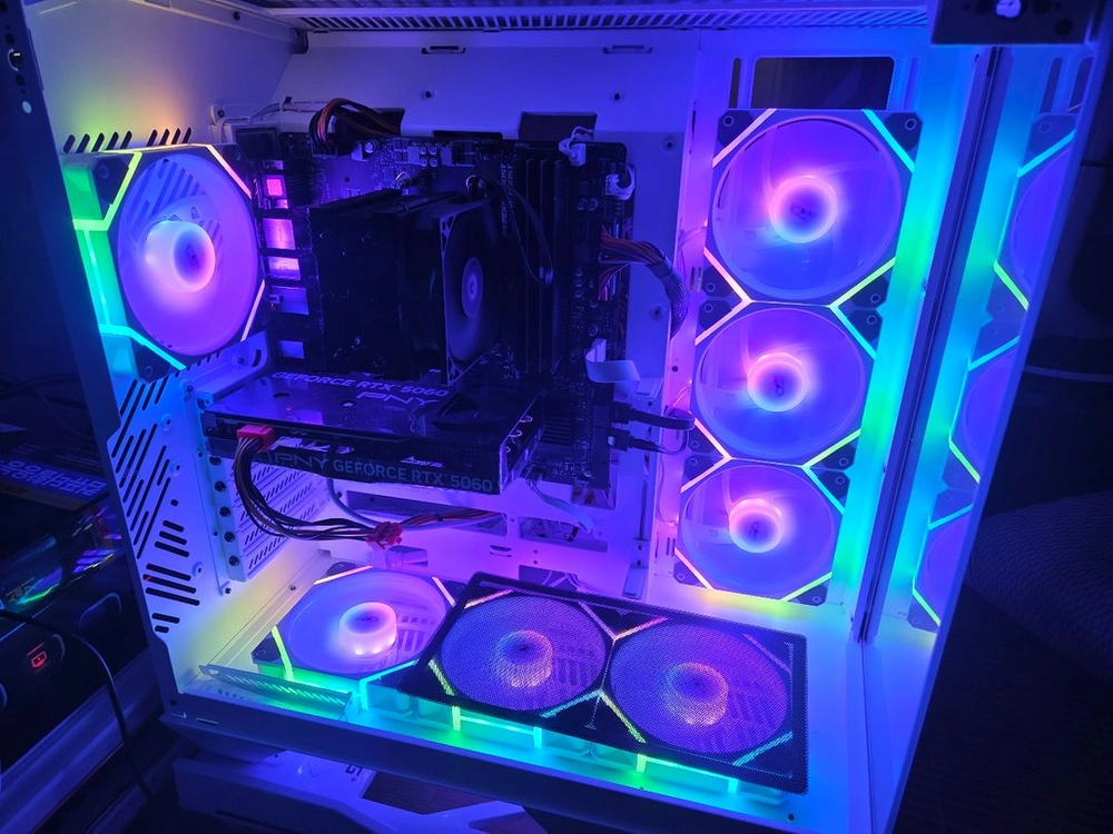 데스크탑 5700x 본체 팝니다 이미지
