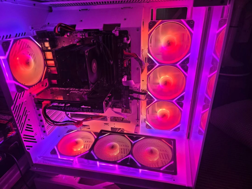 데스크탑 5700x 본체 팝니다 이미지