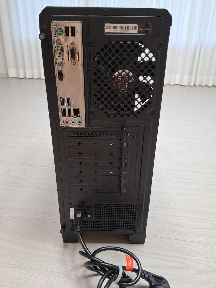 데스크탑 PC(Core i5/16GB/SSD 256GB/HDD 2TB) 이미지
