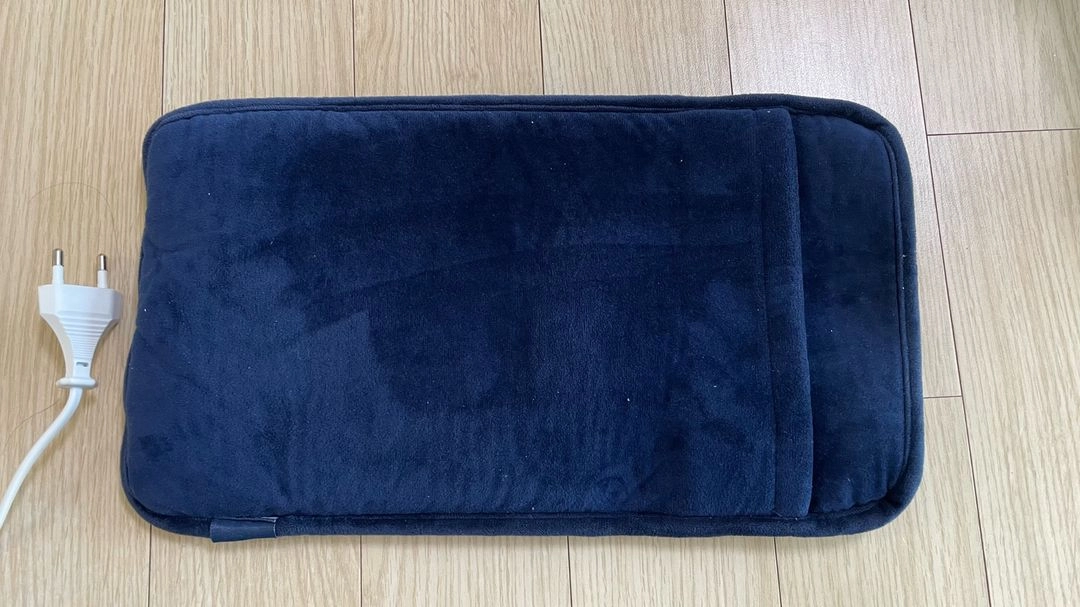 한양의료기 대형 파우치 충전식 온수 찜질기 팝니다 이미지