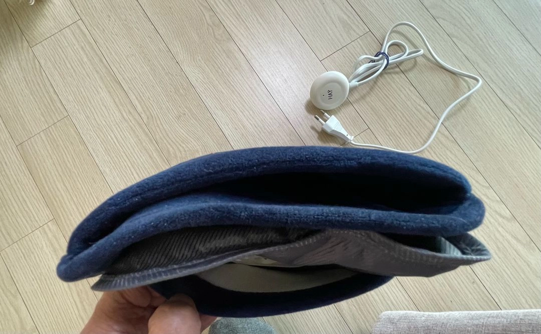한양의료기 대형 파우치 충전식 온수 찜질기 팝니다 이미지