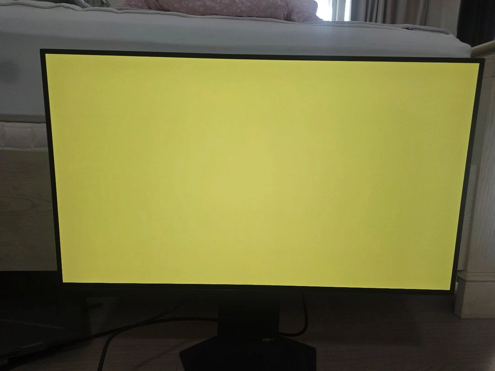 LG 울트라기어 32GS95UV 32인치 4K OLED 240Hz / FHD 480Hz 풀박스 판매 이미지