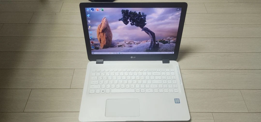LG노트북 15UG480(i3-8130U)팝니다 이미지